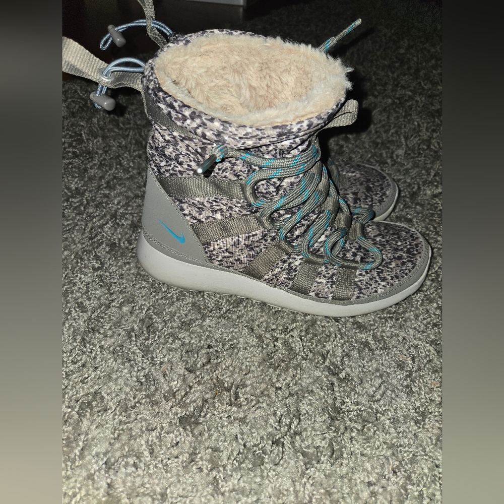 Nike Roshe 1 Boots